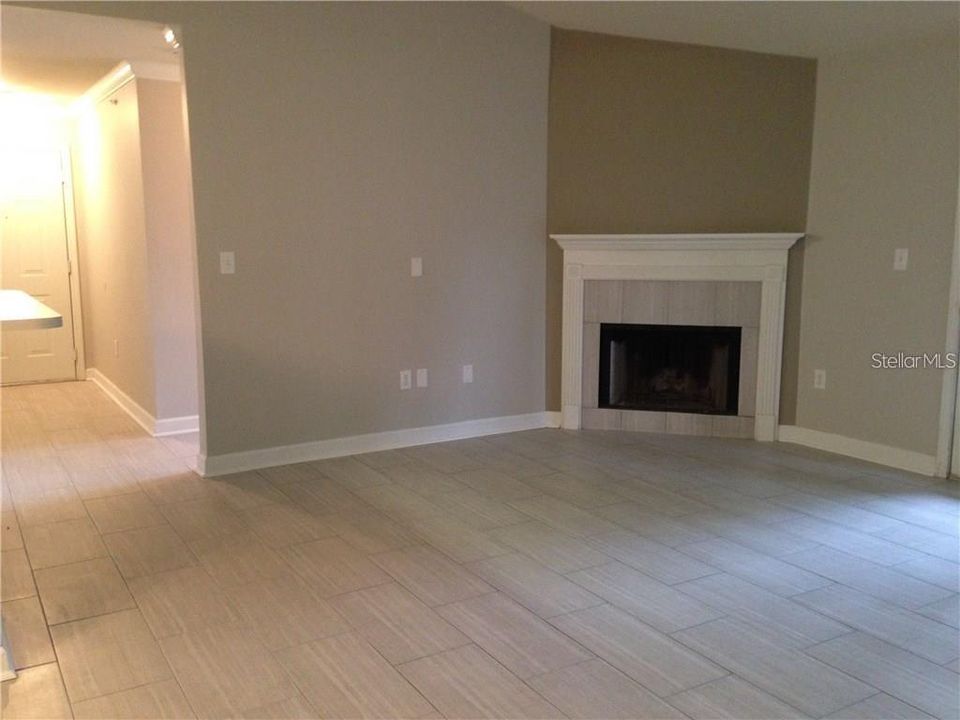 For Rent: $1,600 (2 beds, 2 baths, 1133 Square Feet)