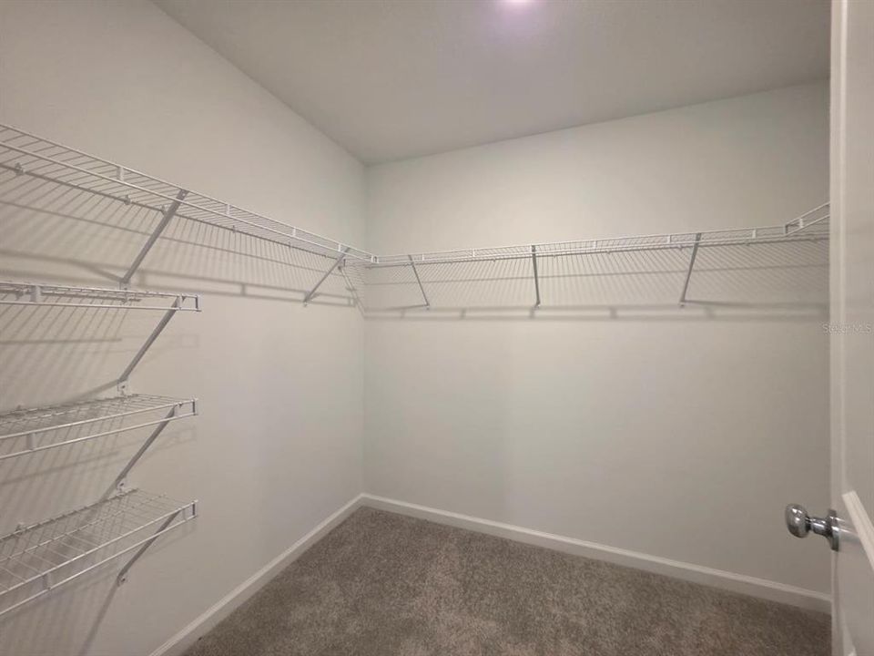 For Rent: $1,700 (3 beds, 2 baths, 1263 Square Feet)