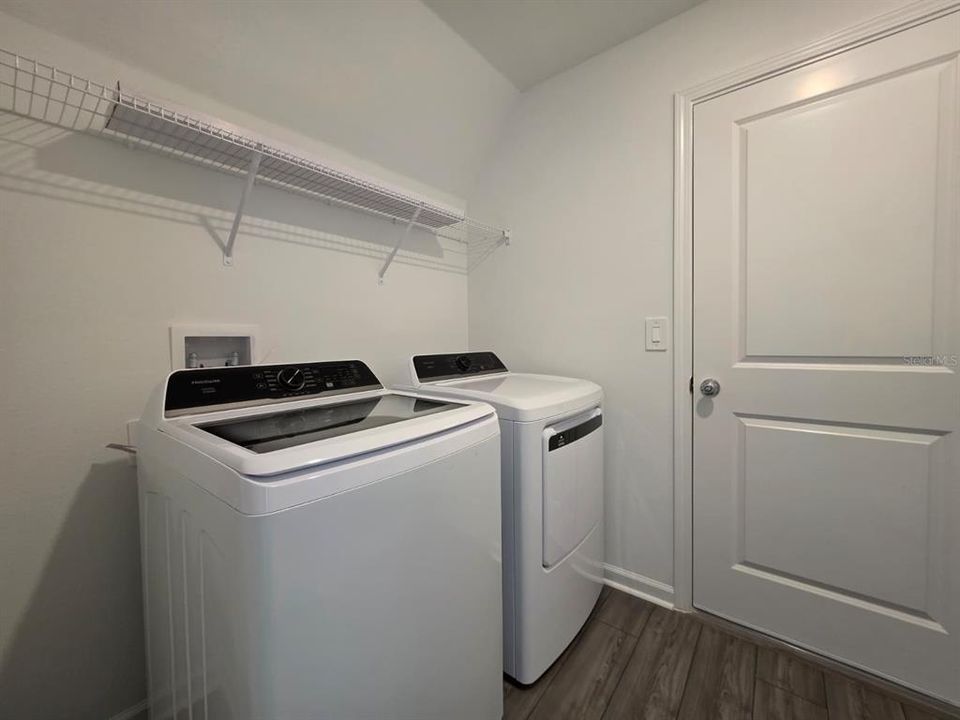 For Rent: $1,700 (3 beds, 2 baths, 1263 Square Feet)