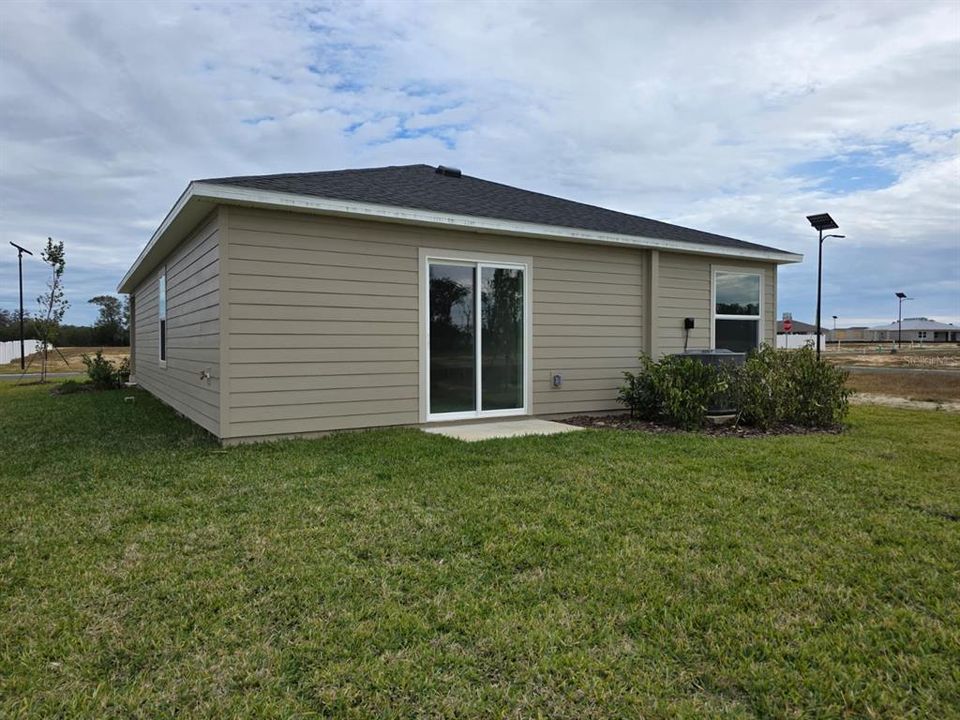 For Rent: $1,700 (3 beds, 2 baths, 1263 Square Feet)