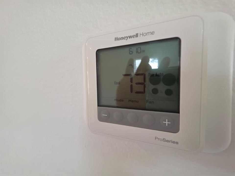 For Rent: $1,700 (3 beds, 2 baths, 1263 Square Feet)