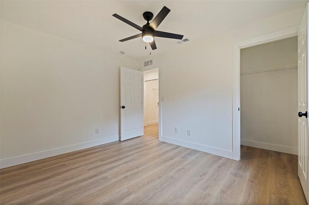 For Sale: $329,900 (3 beds, 2 baths, 1200 Square Feet)