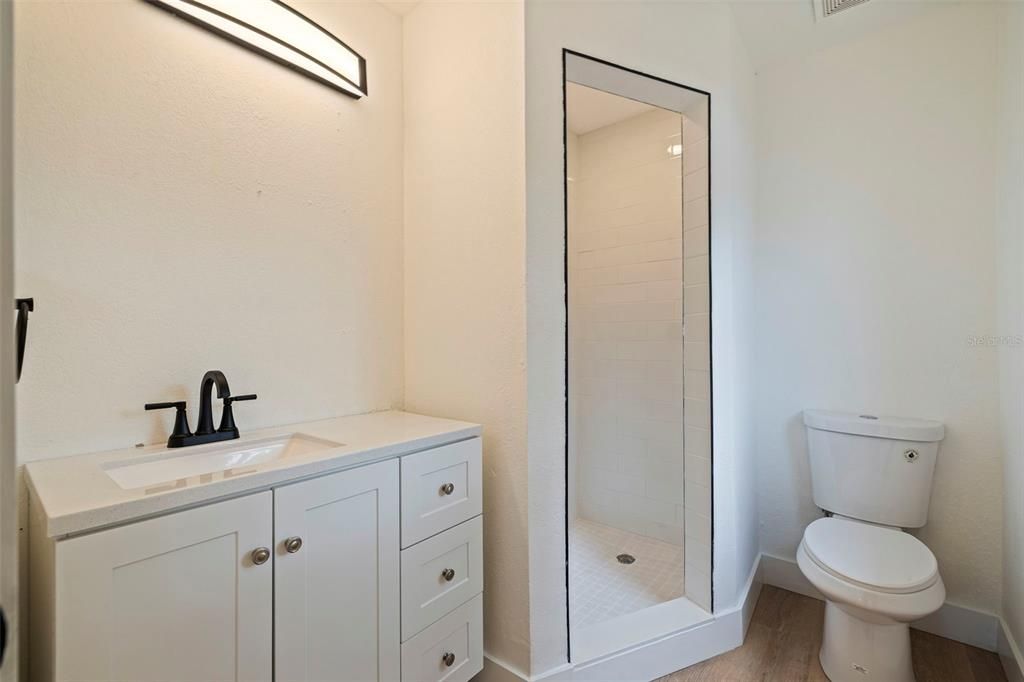 For Sale: $329,900 (3 beds, 2 baths, 1200 Square Feet)