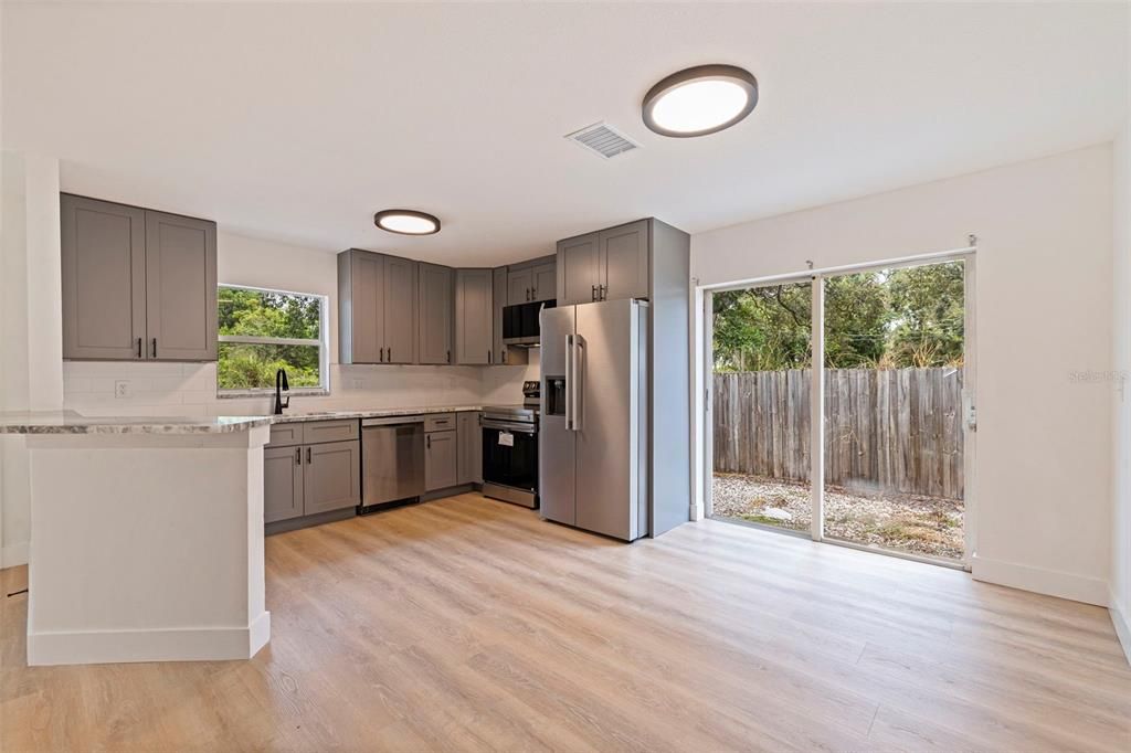 For Sale: $329,900 (3 beds, 2 baths, 1200 Square Feet)