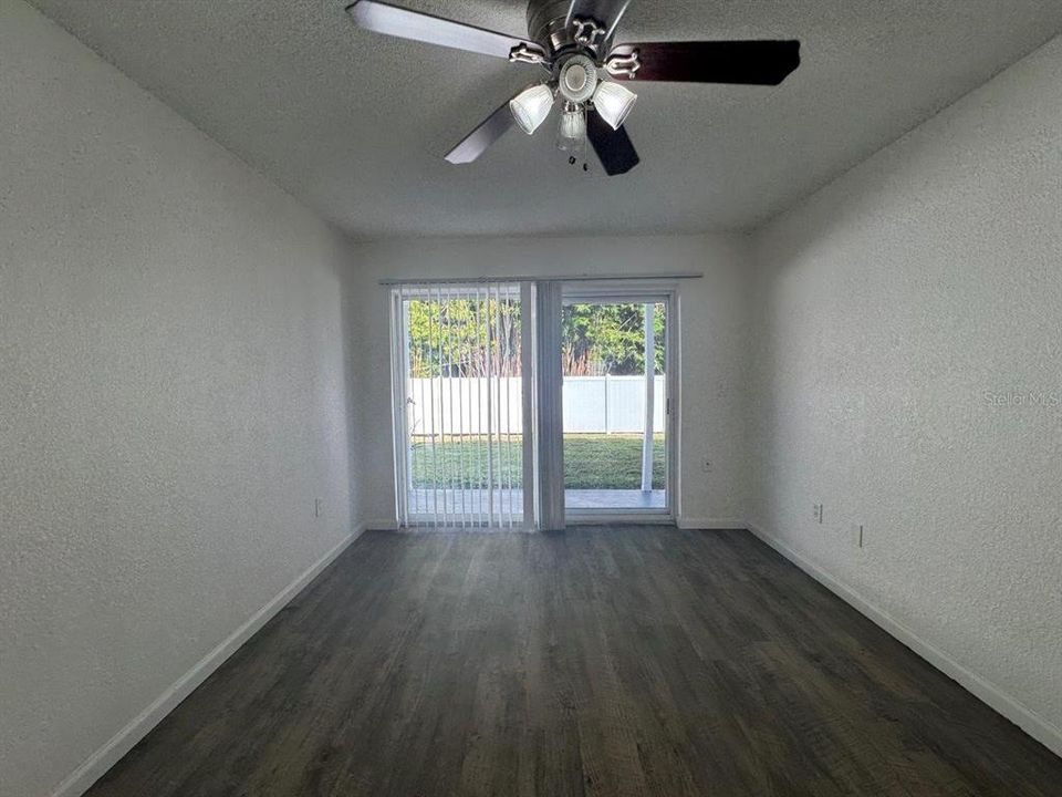 En Renta: $1,295 (2 camas, 1 baños, 930 Pies cuadrados)