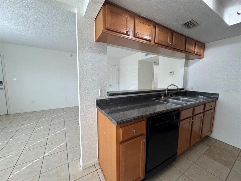 En Renta: $1,295 (2 camas, 1 baños, 930 Pies cuadrados)