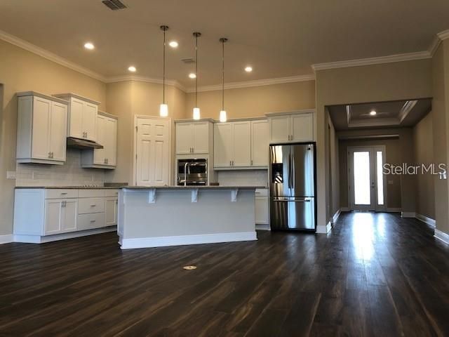 For Rent: $2,750 (4 beds, 3 baths, 2840 Square Feet)