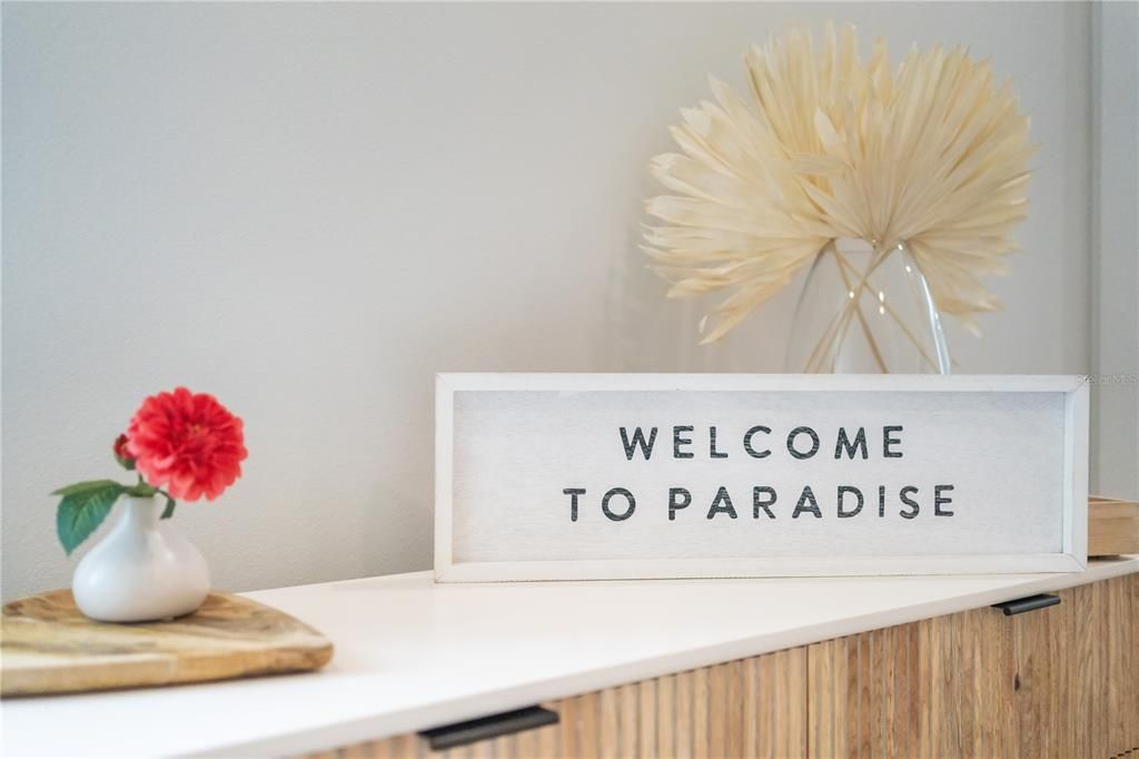 For Sale: $2,799,999 (4 beds, 4 baths, 2935 Square Feet)