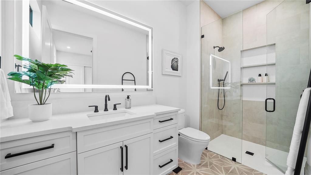 For Sale: $2,799,999 (4 beds, 4 baths, 2935 Square Feet)