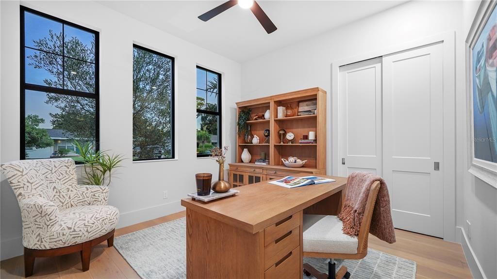 For Sale: $2,799,999 (4 beds, 4 baths, 2935 Square Feet)