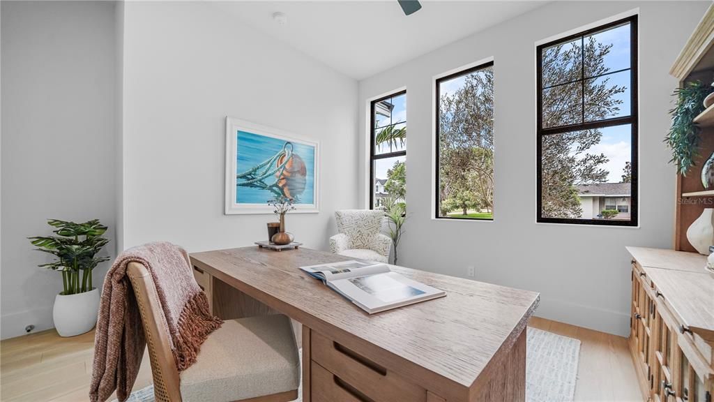 For Sale: $2,799,999 (4 beds, 4 baths, 2935 Square Feet)