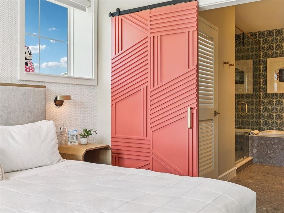 待售: $750,000 (2 贝兹, 2 浴室, 1500 平方英尺)