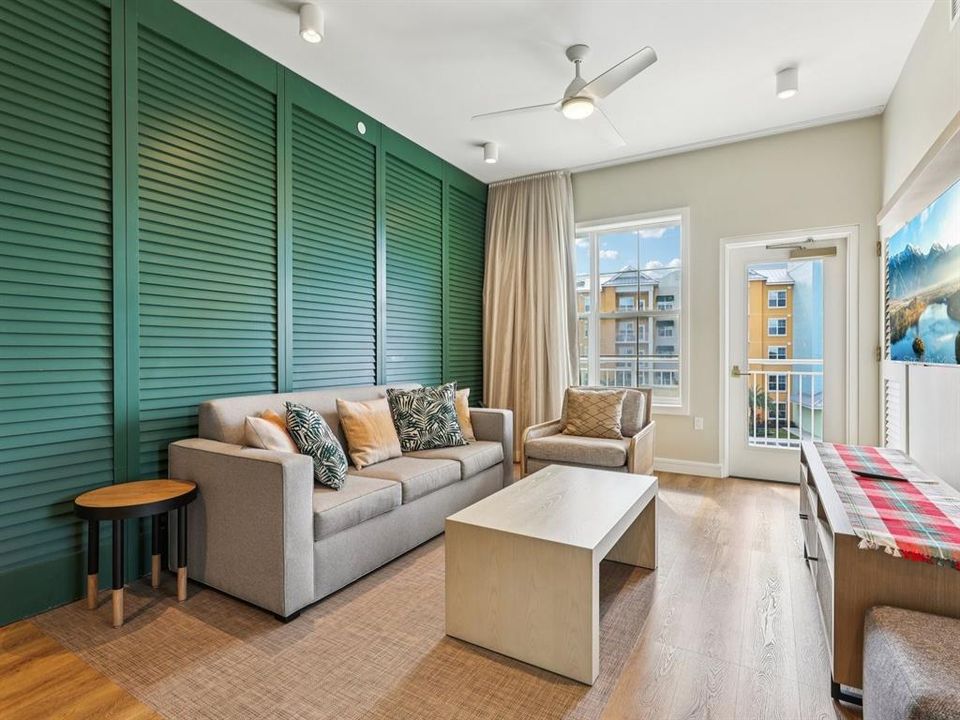 待售: $750,000 (2 贝兹, 2 浴室, 1500 平方英尺)