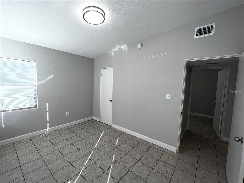 For Rent: $2,200 (3 beds, 2 baths, 1113 Square Feet)