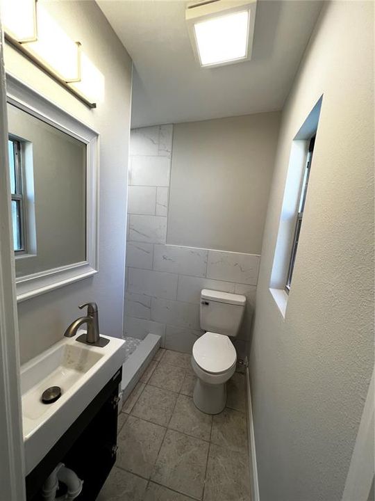For Rent: $2,200 (3 beds, 2 baths, 1113 Square Feet)