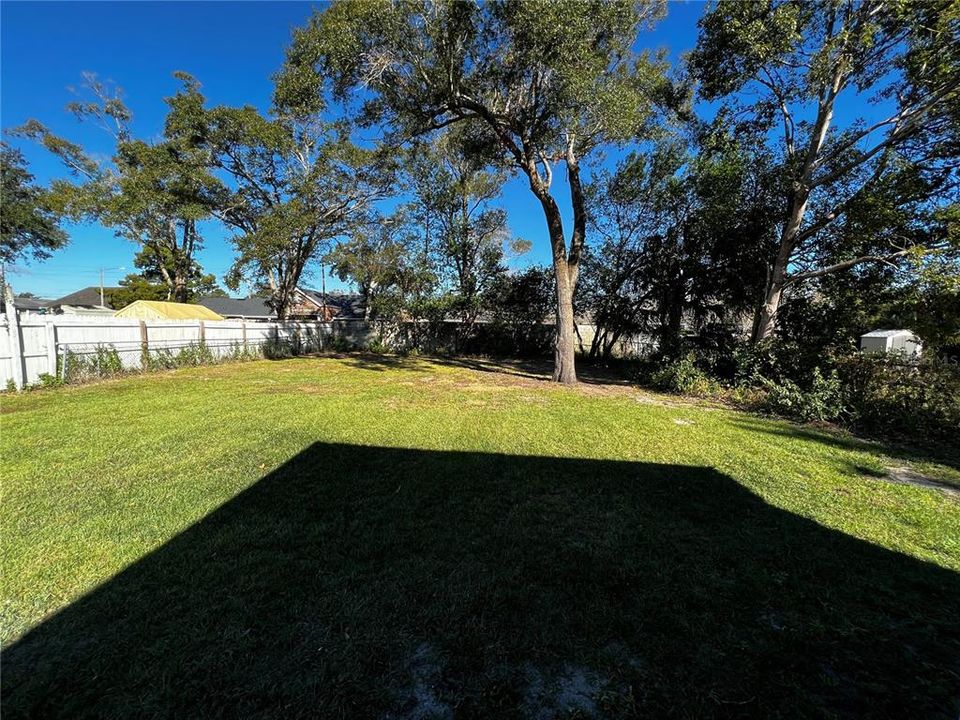 For Rent: $2,200 (3 beds, 2 baths, 1113 Square Feet)