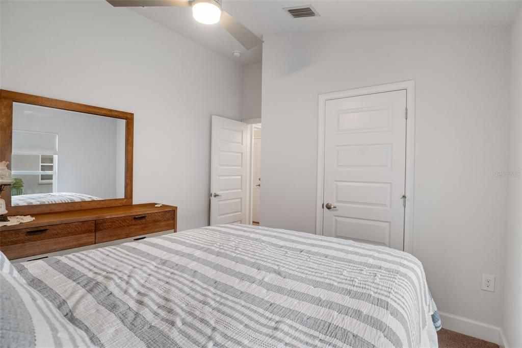 待售: $267,900 (3 贝兹, 2 浴室, 1844 平方英尺)