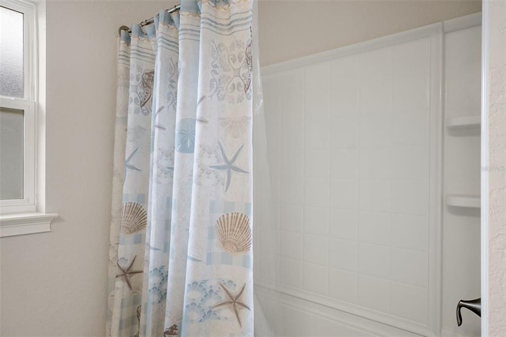 待售: $267,900 (3 贝兹, 2 浴室, 1844 平方英尺)