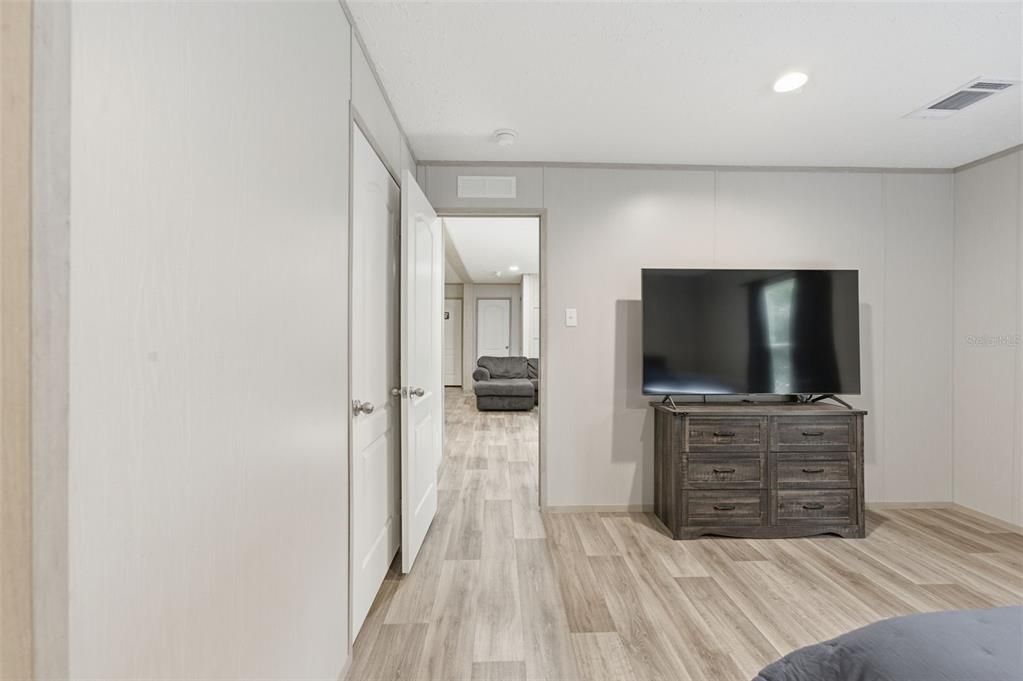 En Venta: $214,900 (3 camas, 2 baños, 1296 Pies cuadrados)