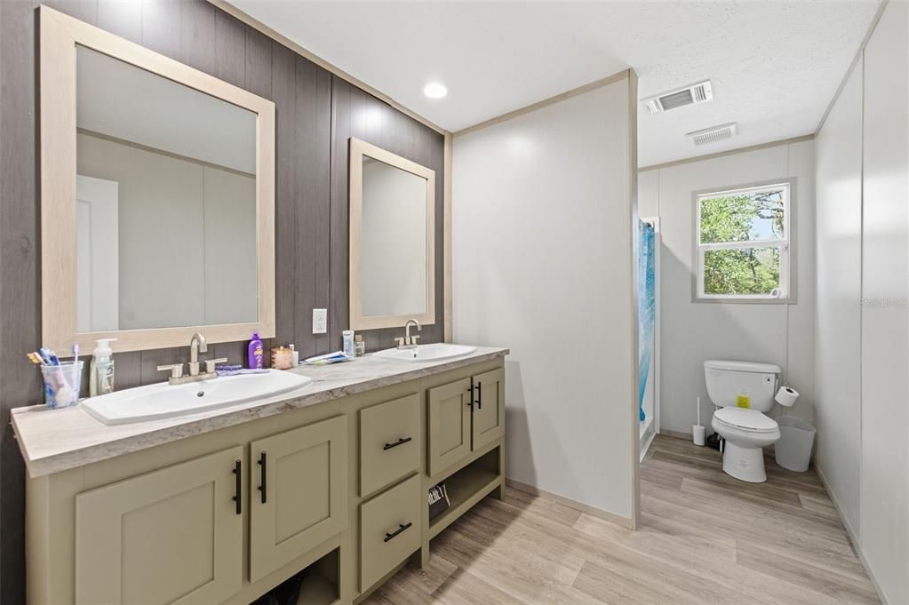 En Venta: $214,900 (3 camas, 2 baños, 1296 Pies cuadrados)