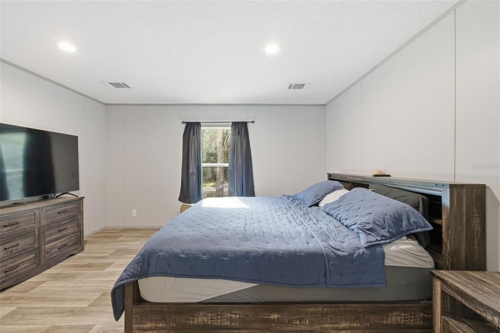 En Venta: $214,900 (3 camas, 2 baños, 1296 Pies cuadrados)