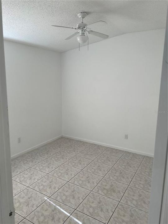 For Rent: $2,250 (3 beds, 2 baths, 1323 Square Feet)