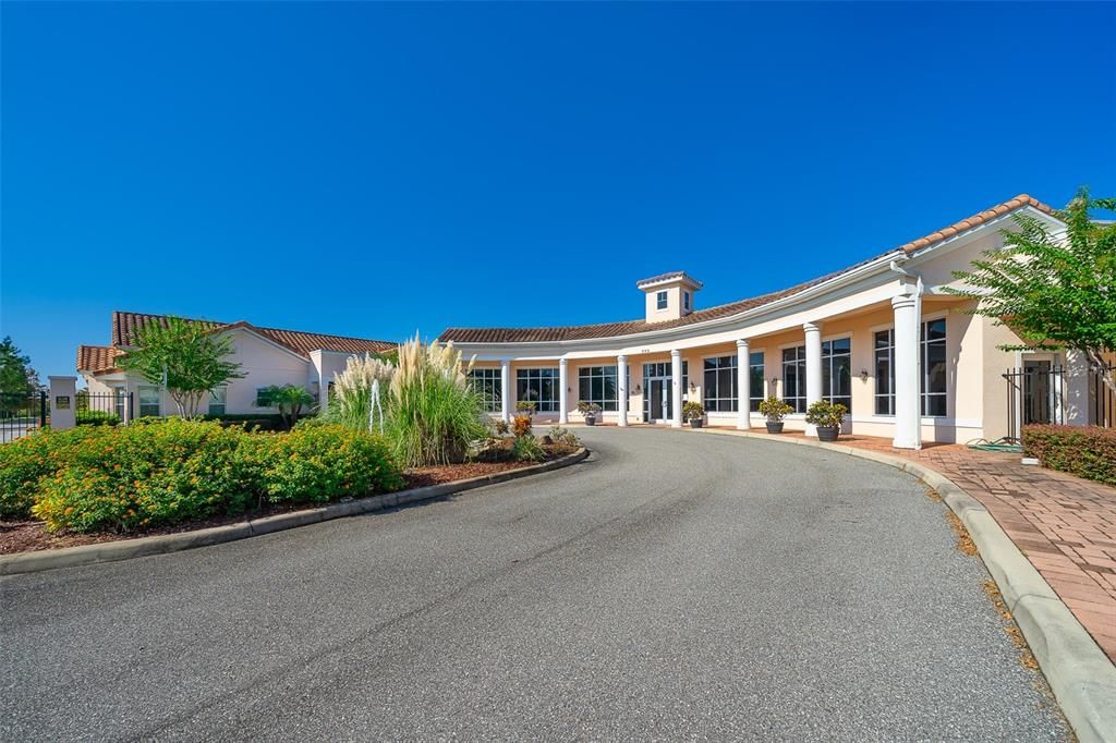 For Sale: $205,000 (2 beds, 2 baths, 1057 Square Feet)