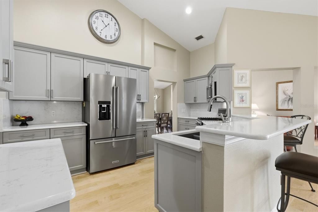 For Sale: $975,500 (3 beds, 2 baths, 2282 Square Feet)