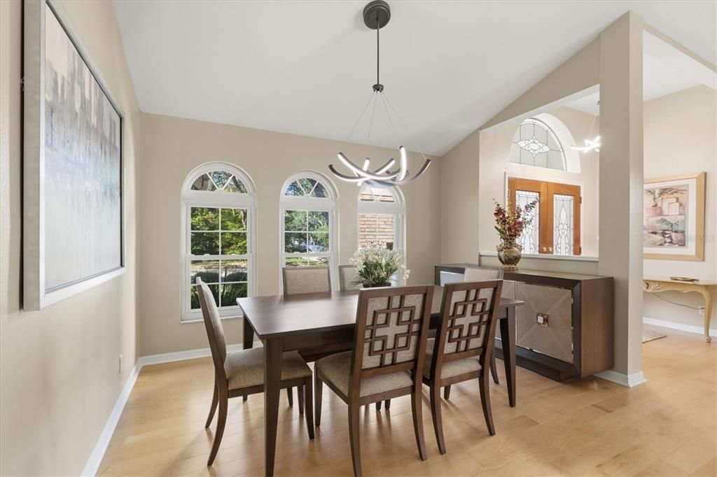 For Sale: $975,500 (3 beds, 2 baths, 2282 Square Feet)