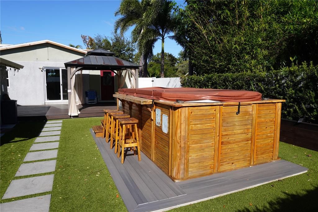 For Sale: $425,000 (3 beds, 2 baths, 1647 Square Feet)