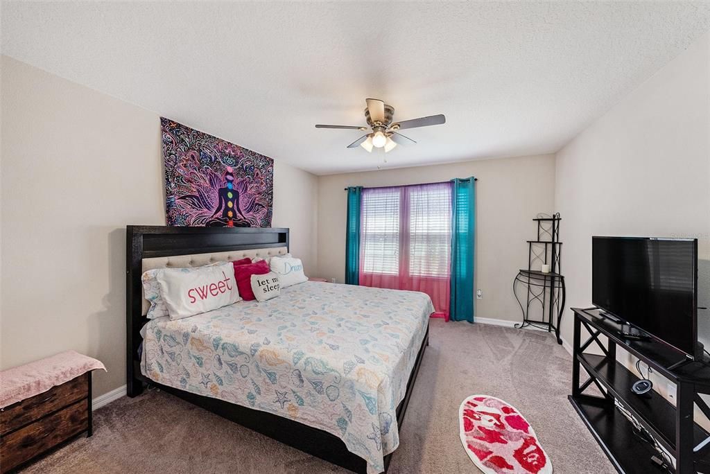 En Venta: $560,000 (5 camas, 3 baños, 3566 Pies cuadrados)