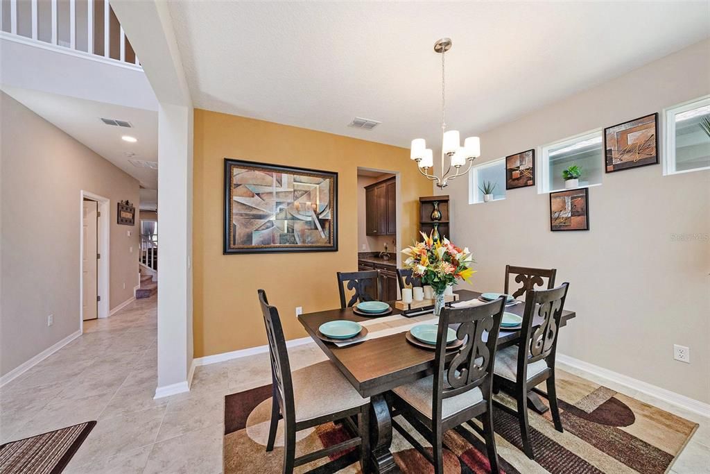 En Venta: $560,000 (5 camas, 3 baños, 3566 Pies cuadrados)