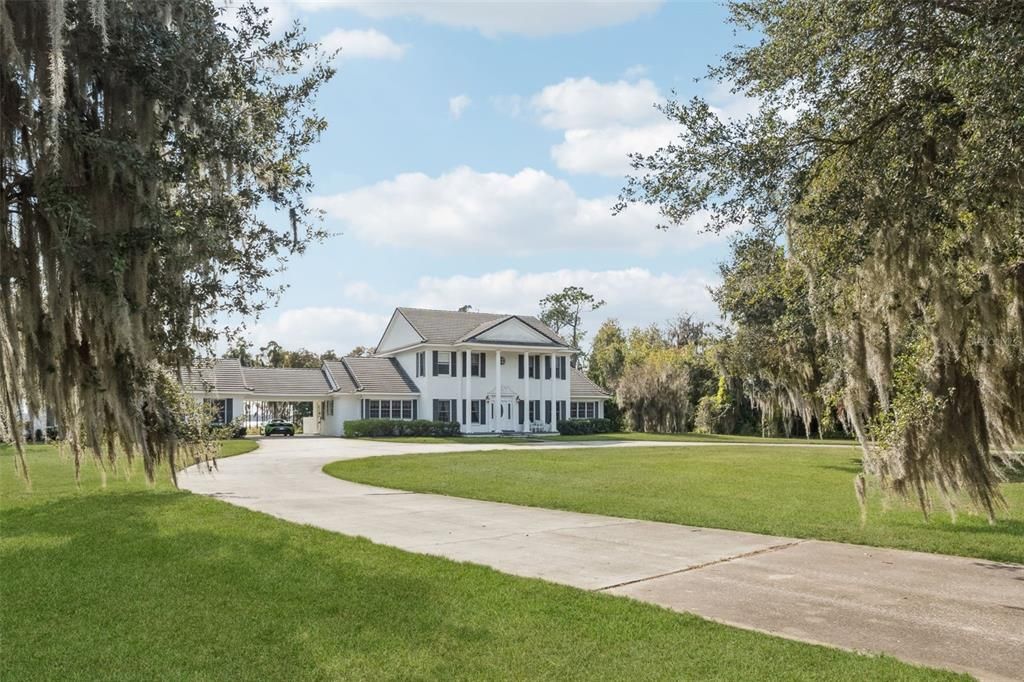 For Sale: $1,450,000 (4 beds, 4 baths, 3656 Square Feet)