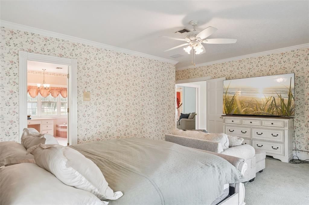 For Sale: $1,450,000 (4 beds, 4 baths, 3656 Square Feet)