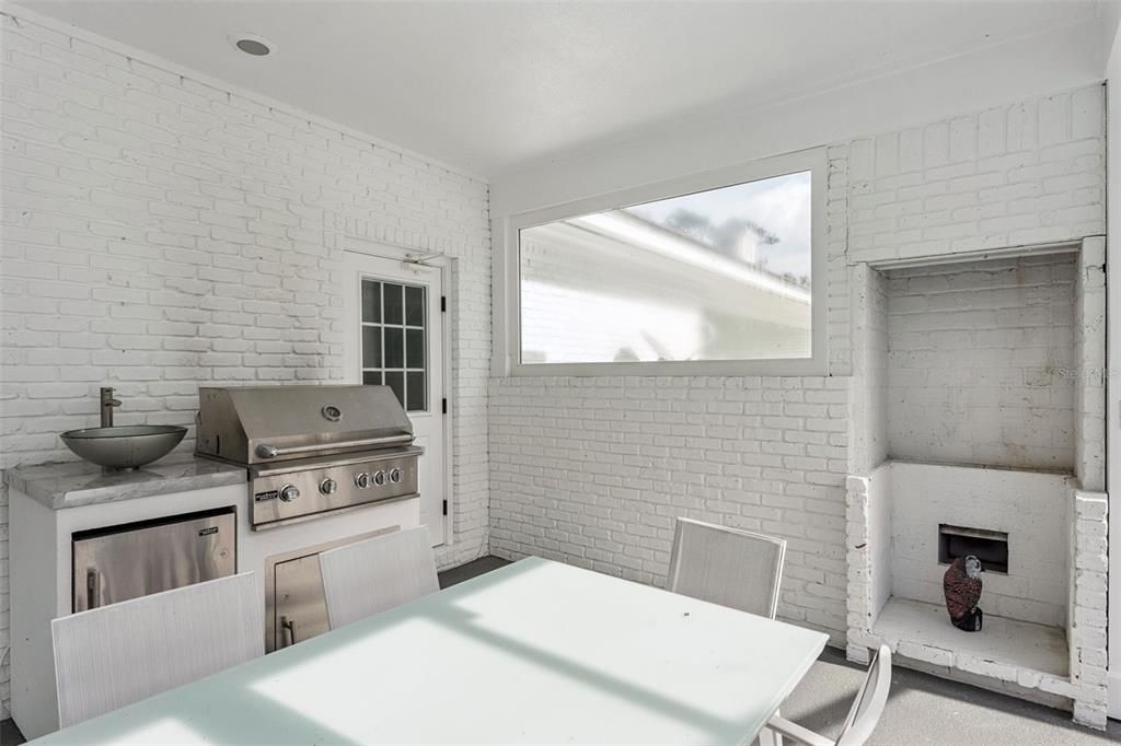 For Sale: $1,450,000 (4 beds, 4 baths, 3656 Square Feet)