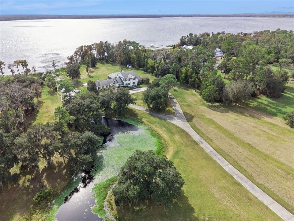 For Sale: $1,450,000 (4 beds, 4 baths, 3656 Square Feet)