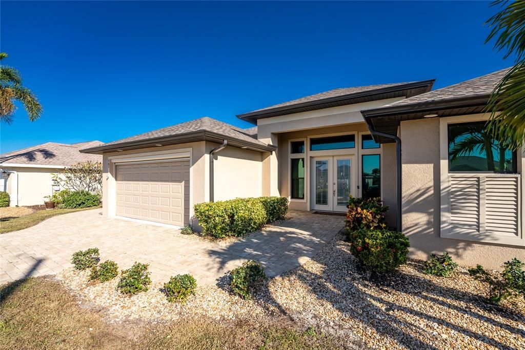 For Sale: $594,900 (3 beds, 2 baths, 1822 Square Feet)