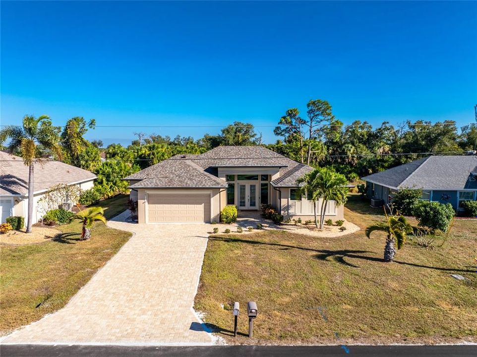 For Sale: $594,900 (3 beds, 2 baths, 1822 Square Feet)