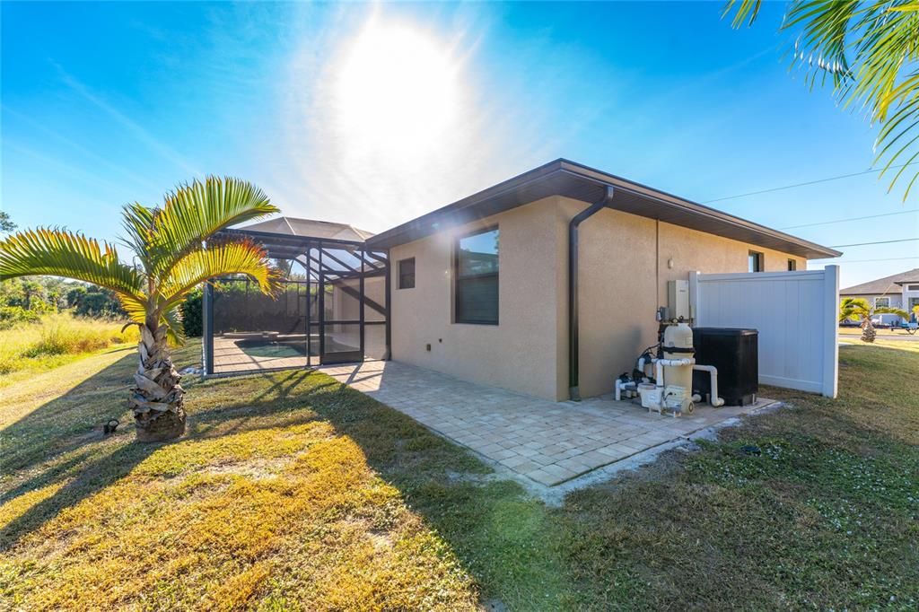 For Sale: $594,900 (3 beds, 2 baths, 1822 Square Feet)