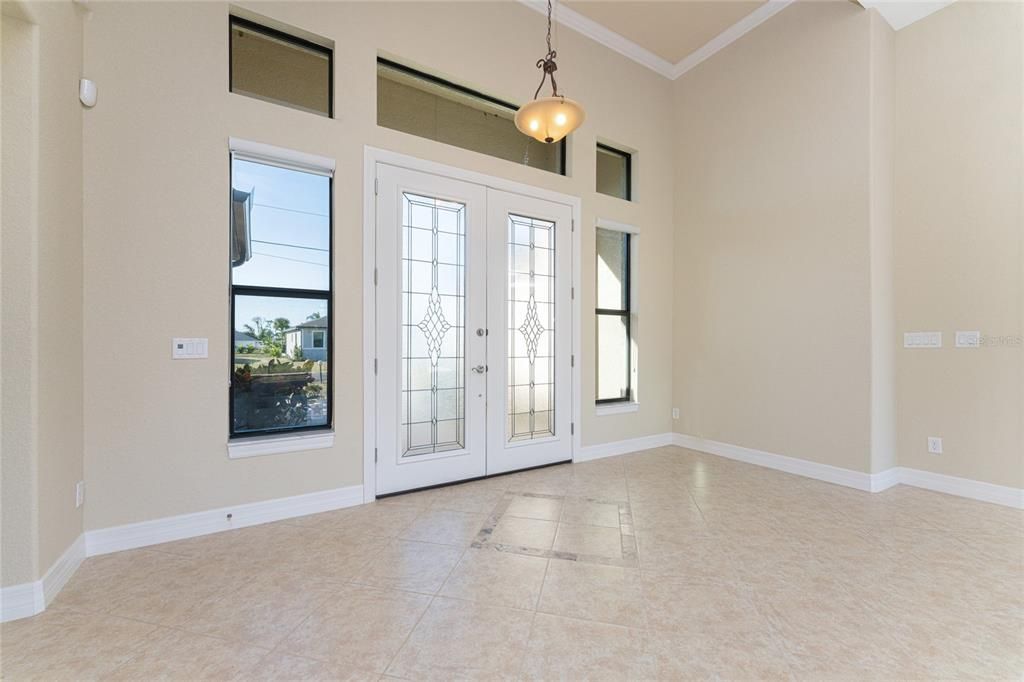 For Sale: $594,900 (3 beds, 2 baths, 1822 Square Feet)