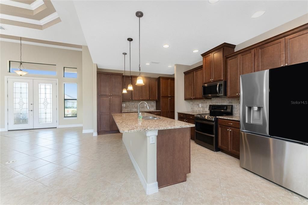 For Sale: $594,900 (3 beds, 2 baths, 1822 Square Feet)