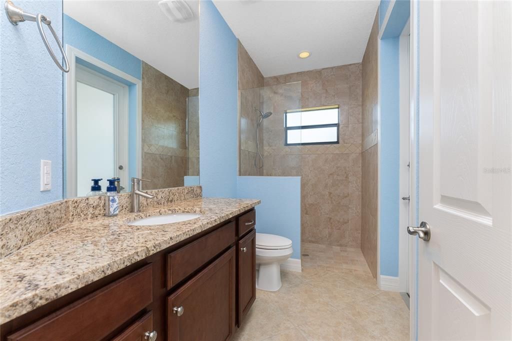 For Sale: $594,900 (3 beds, 2 baths, 1822 Square Feet)