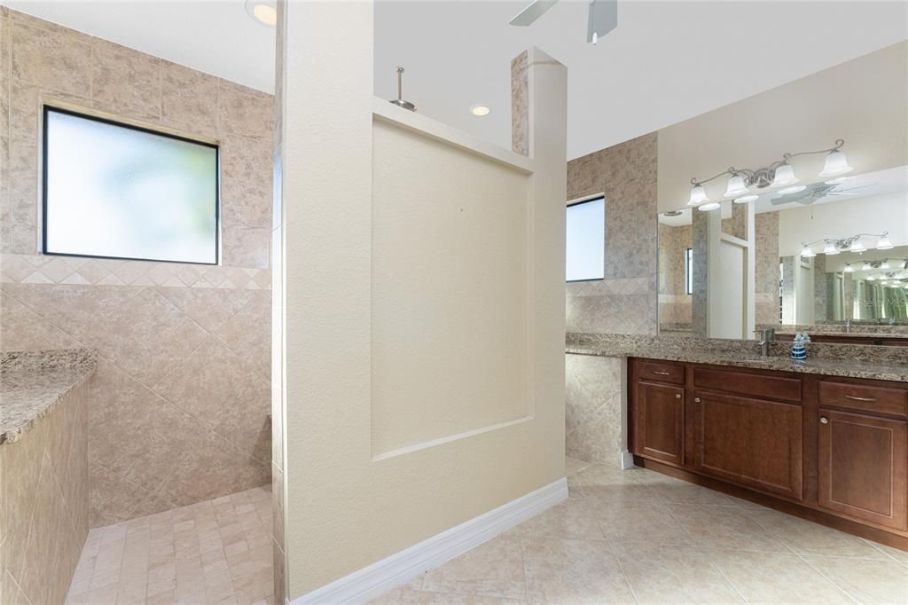 For Sale: $594,900 (3 beds, 2 baths, 1822 Square Feet)