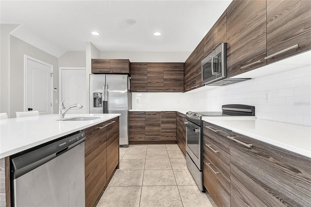 En Renta: $2,750 (3 camas, 2 baños, 1802 Pies cuadrados)