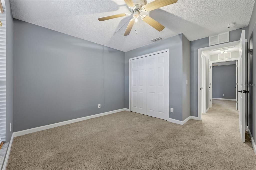 For Sale: $345,300 (3 beds, 2 baths, 1136 Square Feet)