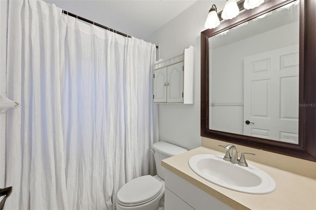 For Sale: $345,300 (3 beds, 2 baths, 1136 Square Feet)