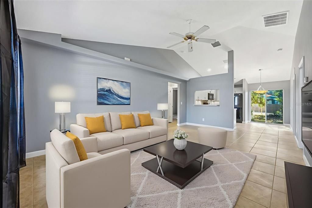 For Sale: $345,300 (3 beds, 2 baths, 1136 Square Feet)