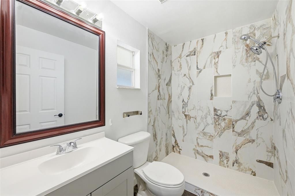 For Sale: $345,300 (3 beds, 2 baths, 1136 Square Feet)