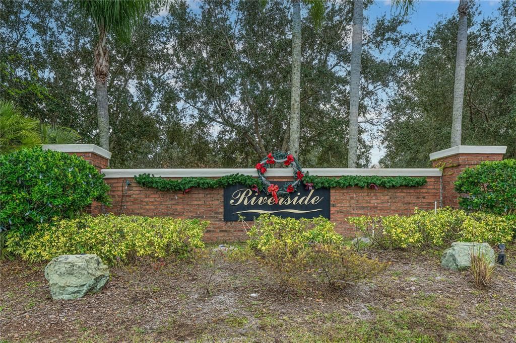 For Sale: $425,000 (3 beds, 2 baths, 1455 Square Feet)