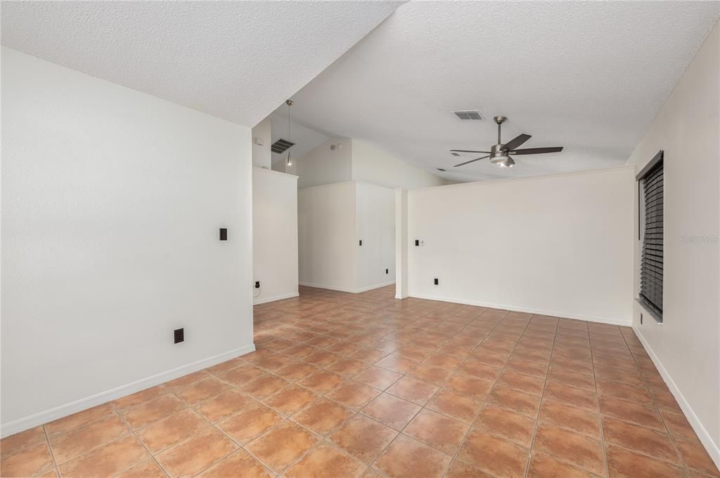 For Sale: $425,000 (3 beds, 2 baths, 1455 Square Feet)